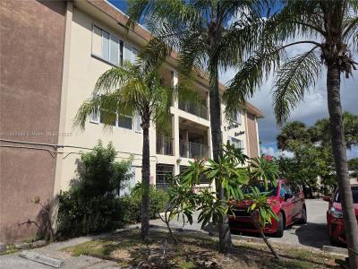 348 S Federal Hwy 5, Dania Beach, Florida 33004, USA