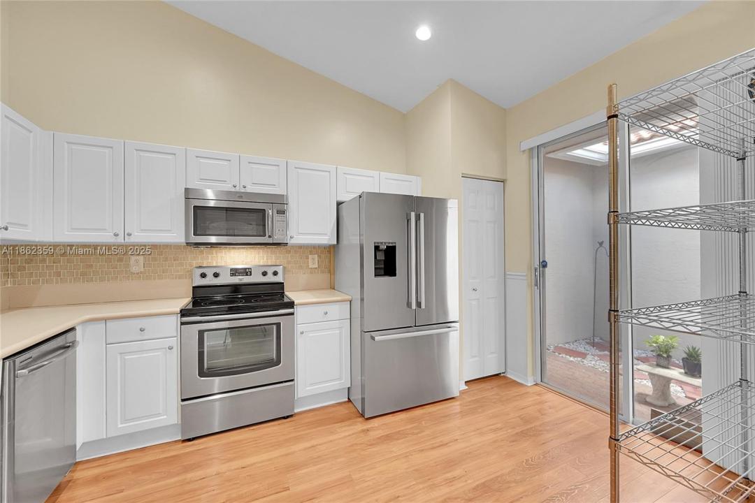 7401 S Aragon Blvd 5, Sunrise, פלורידה 33313, ארצות הברית של אמריקה