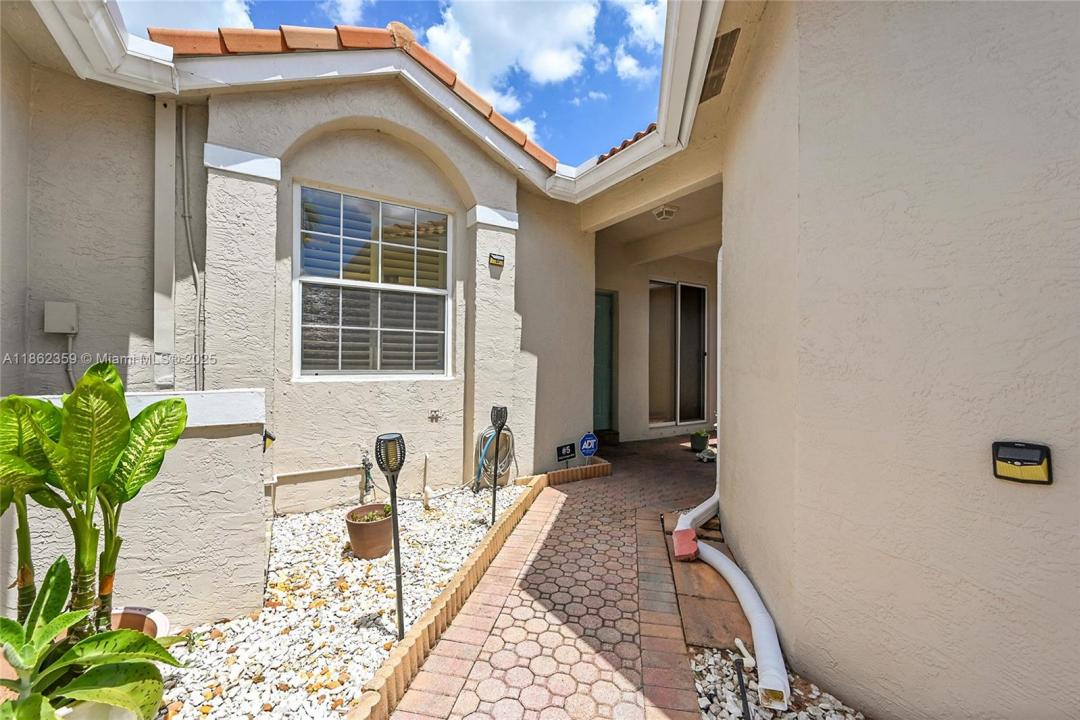 7401 S Aragon Blvd 5, Sunrise, פלורידה 33313, ארצות הברית של אמריקה