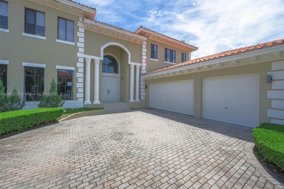 7512 SW 187th St, Cutler Bay, Florida 33157