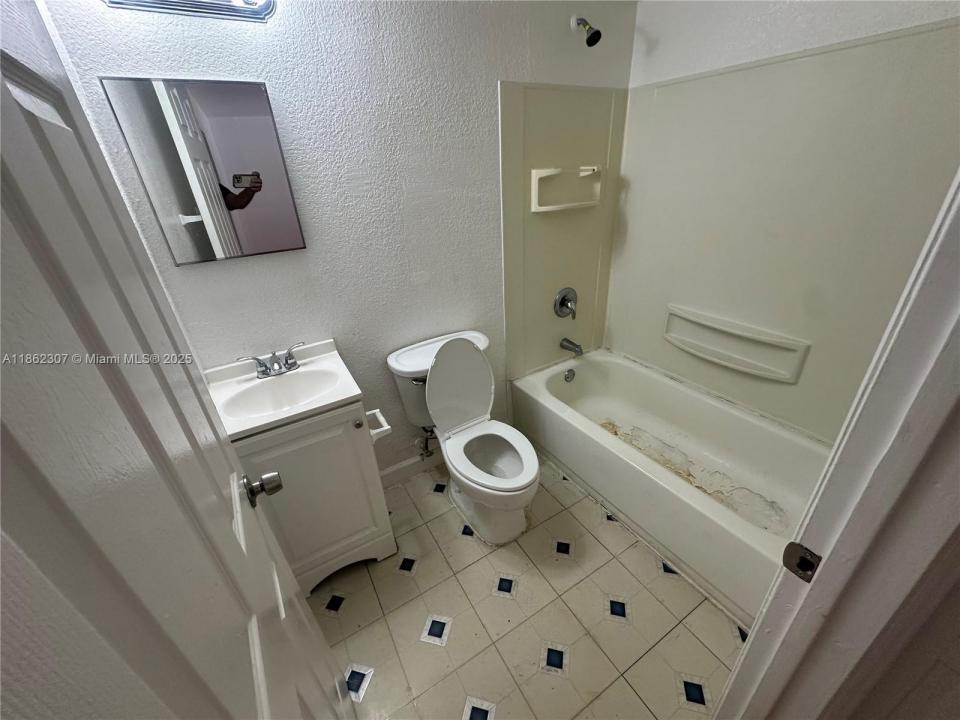 300 SW 4th Ct 3, Fort Lauderdale, Floride 33315, États-Unis