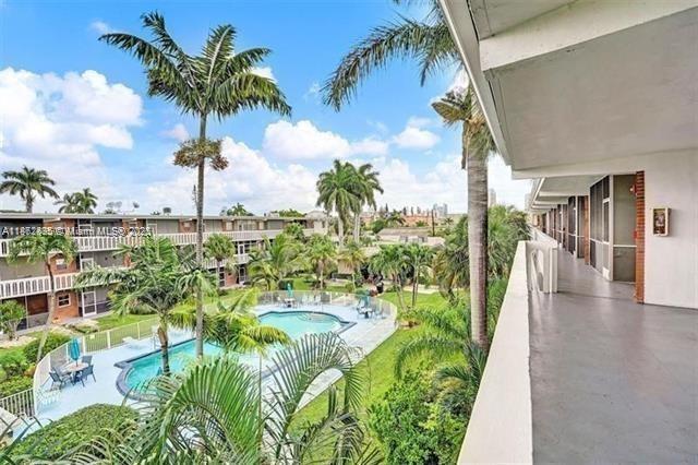 161 NE 10th Ave 7C, Hallandale Beach, 佛羅里達州 33009, 美國