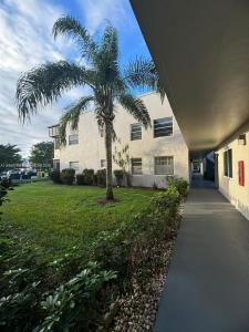 303 Burgundy G 303, Delray Beach, Florida 33484, USA