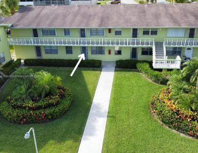 229 Windsor K, West Palm Beach, Florida 33417, USA