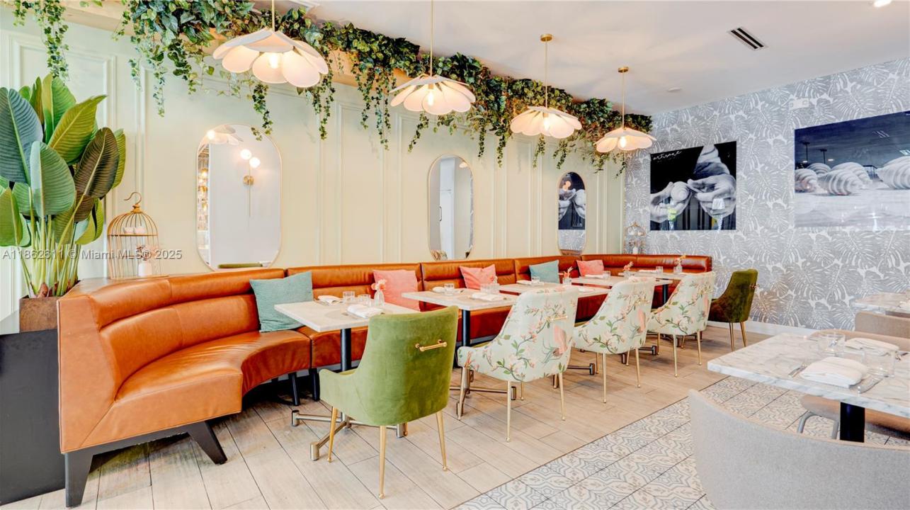 Restaurant for Sale, Coral Gables, Florida 33134