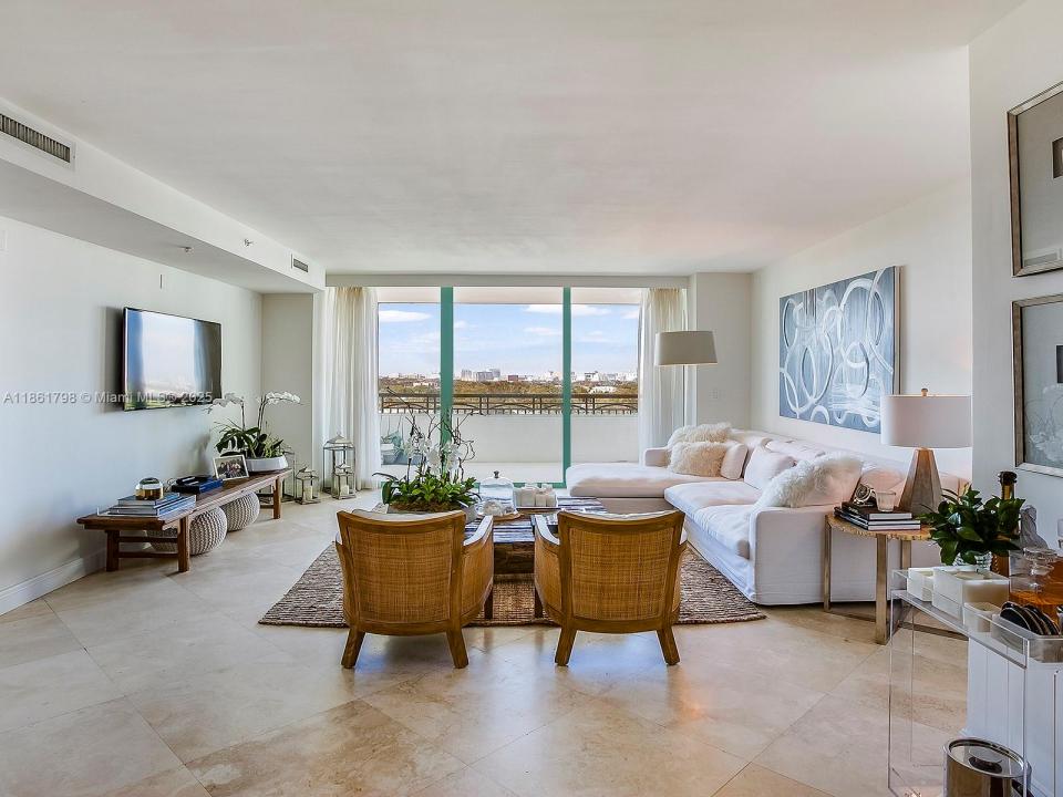 3400 SW 27th Ave 1005, Miami, Floride 33133, États-Unis