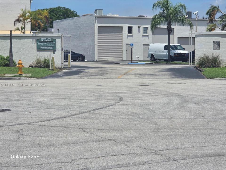 13925 SW 140th St 331, Miami, Flórida 33186, Estados Unidos