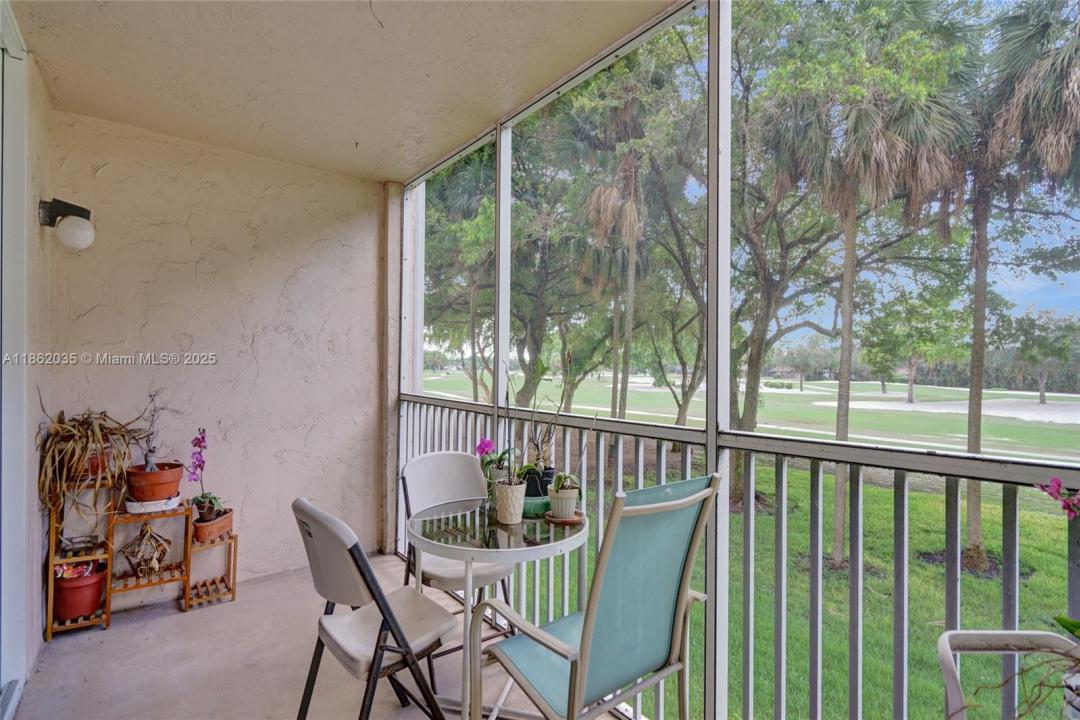 250 Jacaranda Dr 206, Plantation, Floride 33324, États-Unis