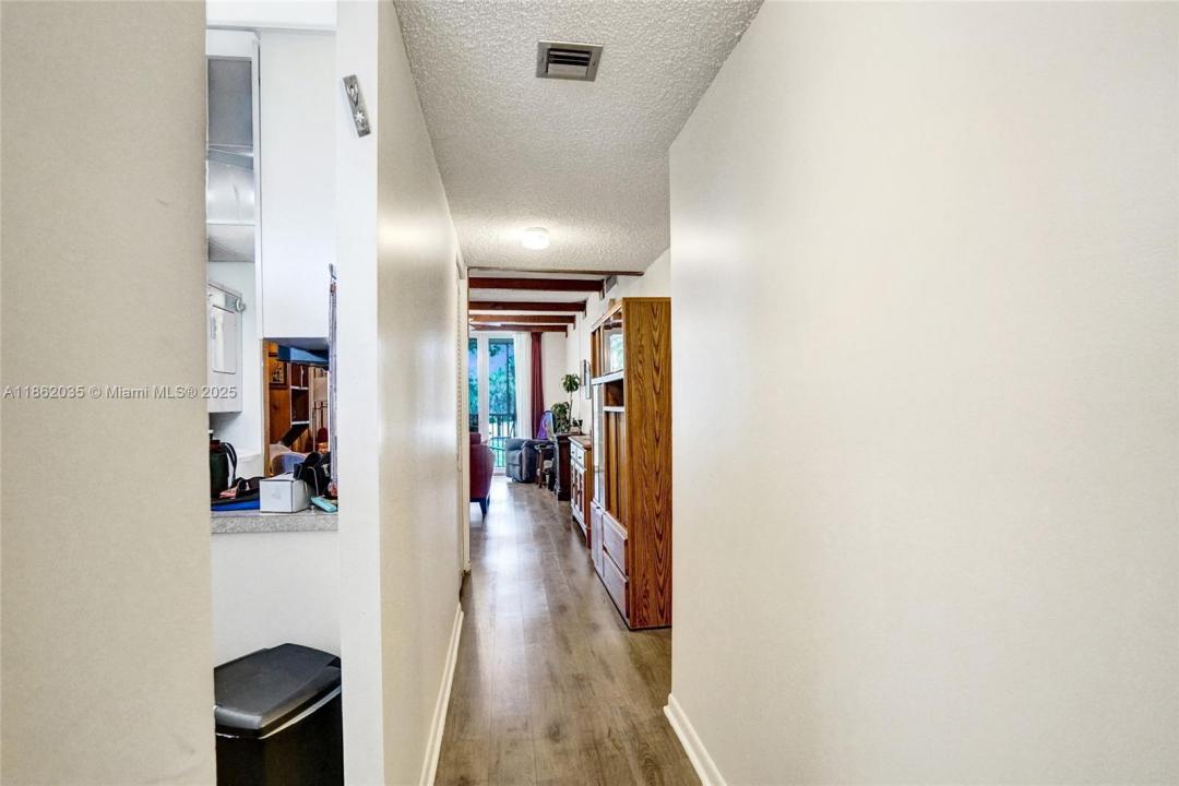 250 Jacaranda Dr 206, Plantation, Floride 33324, États-Unis