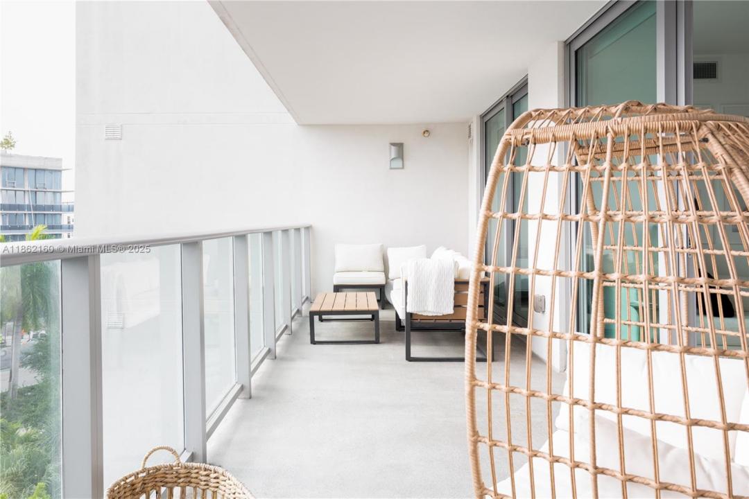 1025 92 St 706, Bay Harbor Islands, Flórida 33154, Estados Unidos