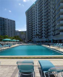 3725 S Ocean Dr 1419, Hollywood, Florida 33019, USA