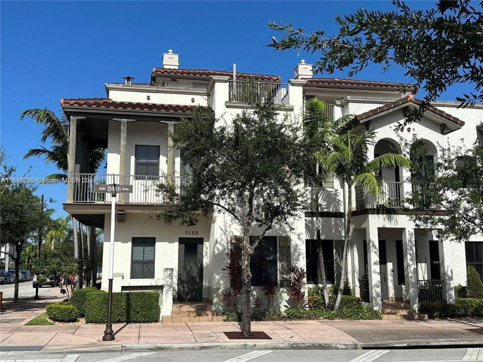 5152 NW 84th Ave ., Doral, Florida 33166
