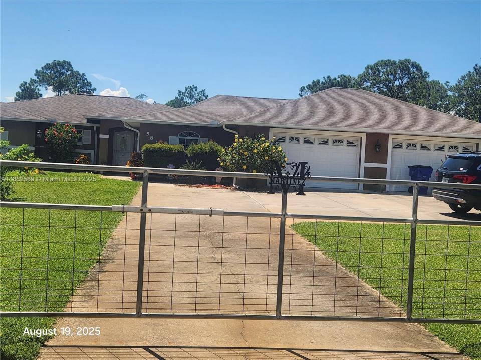 5823 Golden Rd., Sebring, Floride 33875, États-Unis