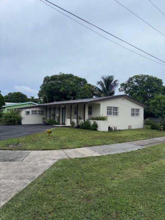 1301 NW 175th St, Miami Gardens, Florida 33169