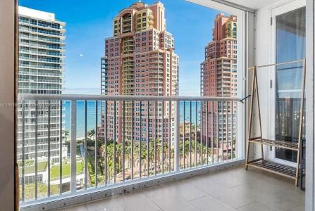 2200 NE 33rd Ave 16F, Fort Lauderdale, Florida 33305, USA