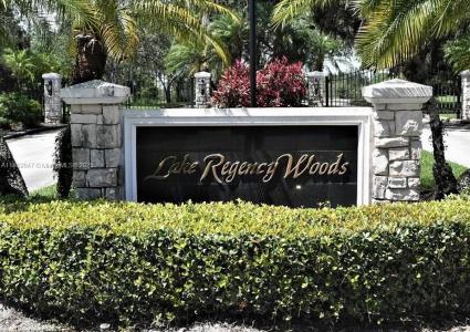 5052 LAKE REGENCY DR, Sebring, Florida 33875, USA