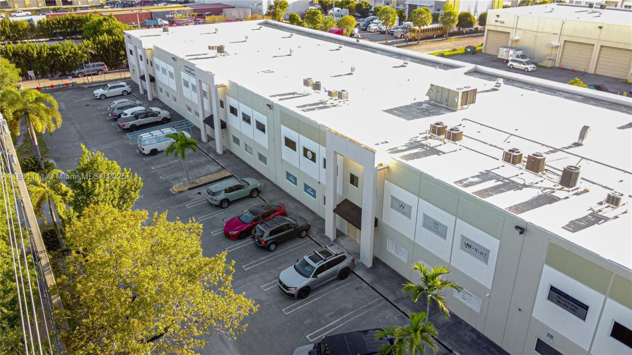 10800 NW 21st St, Sweetwater, Florida 33172