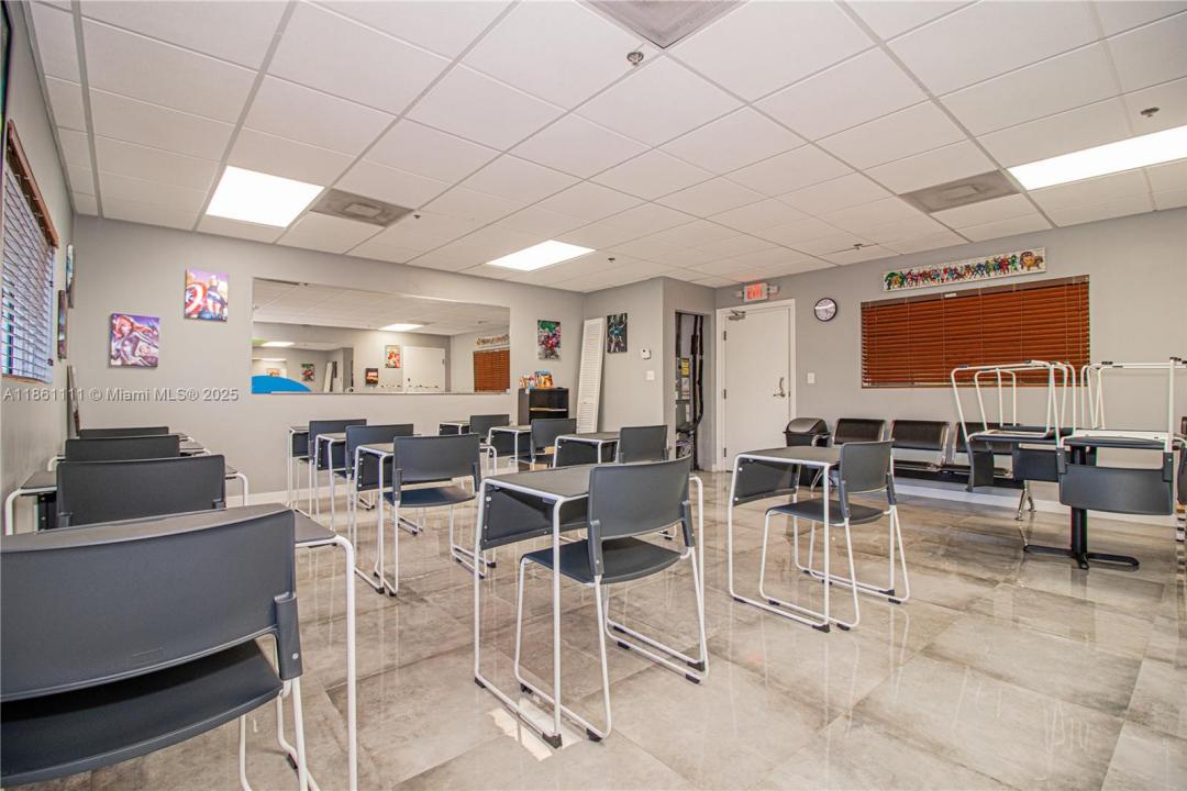 10800 NW 21st St, Sweetwater, Florida 33172