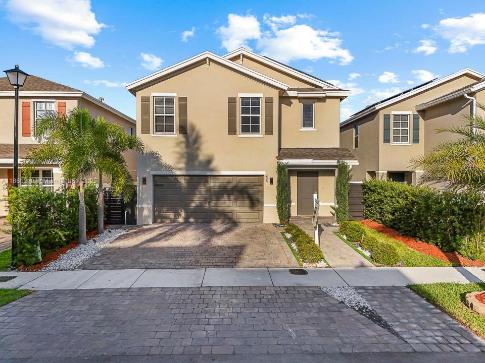 501 NE 6th Ct, Florida City, פלורידה 33034, ארצות הברית של אמריקה