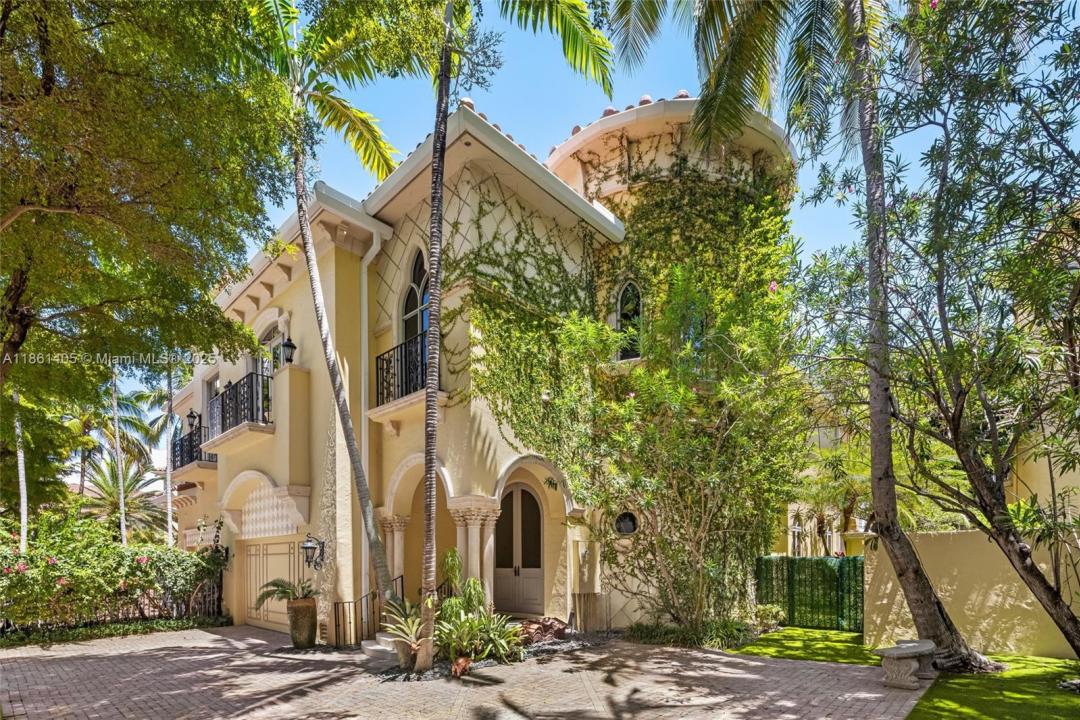 1504 Island Blvd, Aventura, Florida 33160, Estados Unidos