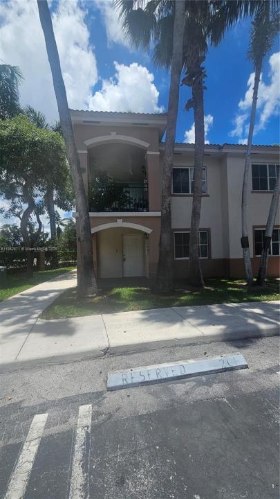 1301 SE 28th Ln 101-42, Homestead, Florida 33035