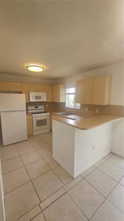 1301 SE 28th Ln 101-42, Homestead, Florida 33035