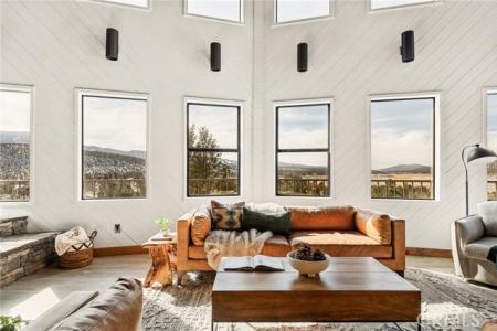 Spruce Lane, Big Bear City, カリフォルニア 92314, アメリカ合衆国