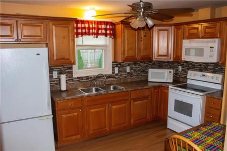 21 Cypress Avenue, Tiverton, Rhode Island 02878, États-Unis
