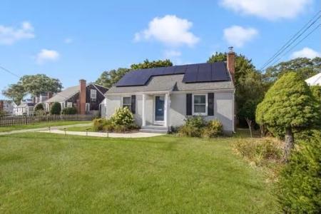 59 King Phillip Drive, North Kingstown, RI 02852, USA