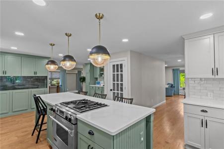 1121 Tillinghast Road, East Greenwich, Rhode Island 02818, HOA KỲ