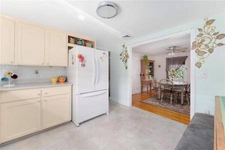 127 Greenville Road, North Smithfield, Rhode Island 02896, USA