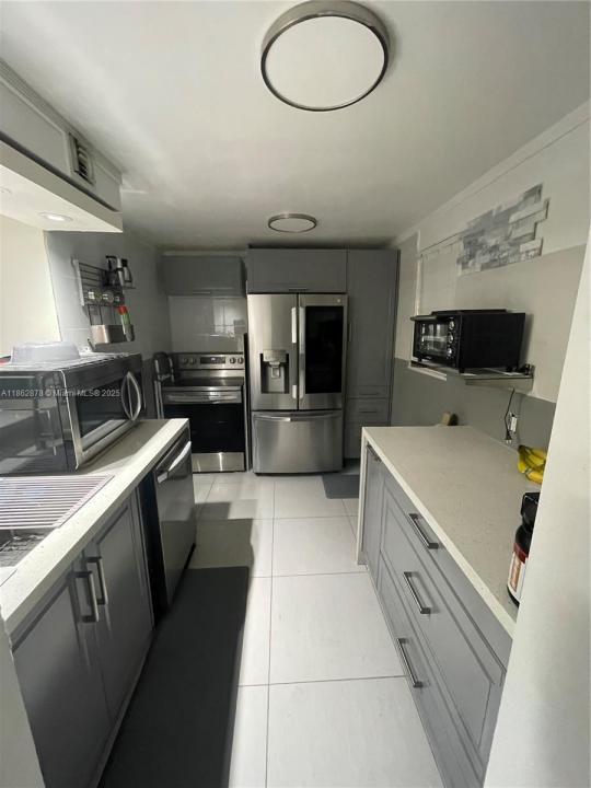 14180 SW 84th St 203-G, Miami, Florida 33183