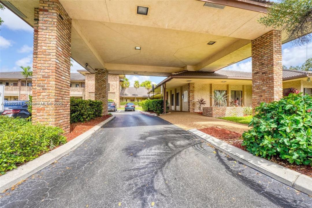 333 NW 70th Ave 120B, Plantation, Flórida 33317, Estados Unidos