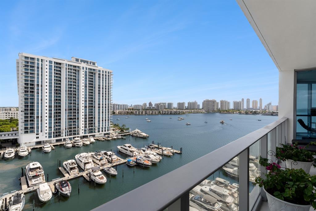 17111 Biscayne Blvd 1101, North Miami Beach, فلوريدا 33160, الولايات المتحدة