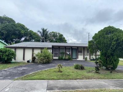 1301 NW 175th St, Miami Gardens, Florida 33169, USA