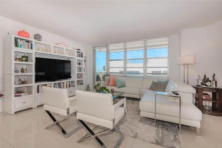 3725 S Ocean Dr 1221, Hollywood, Florida 33019, USA