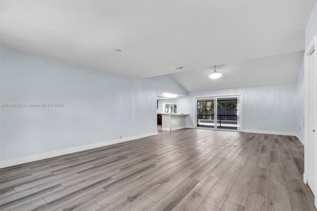 11087 NW 24th St, Sunrise, Florida 33322