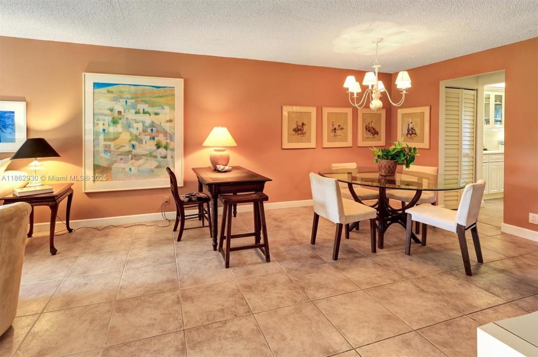 5860 NW 44th St 214, Lauderhill, Floryda 33319, USA