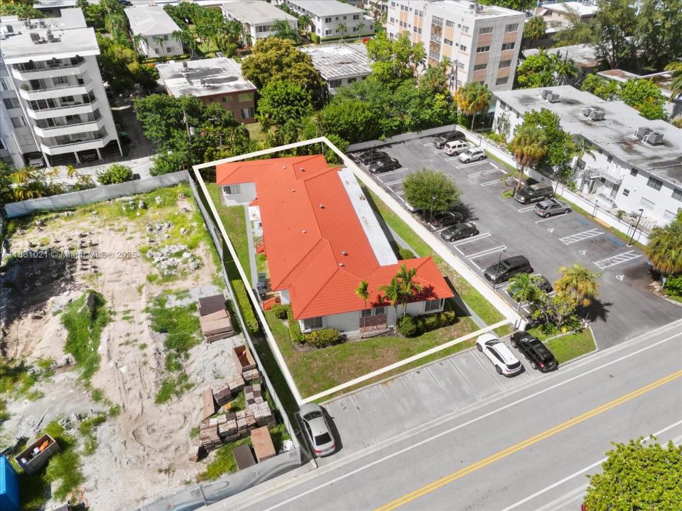 1045 93rd St, Bay Harbor Islands, Florida 33154