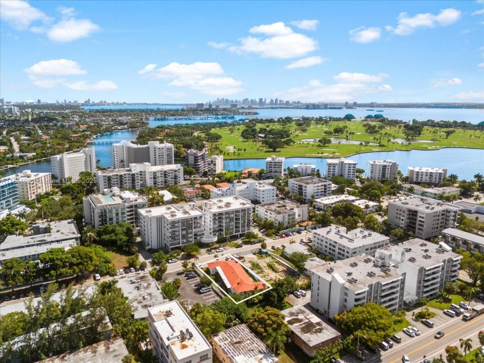 1045 93rd St, Bay Harbor Islands, Florida 33154
