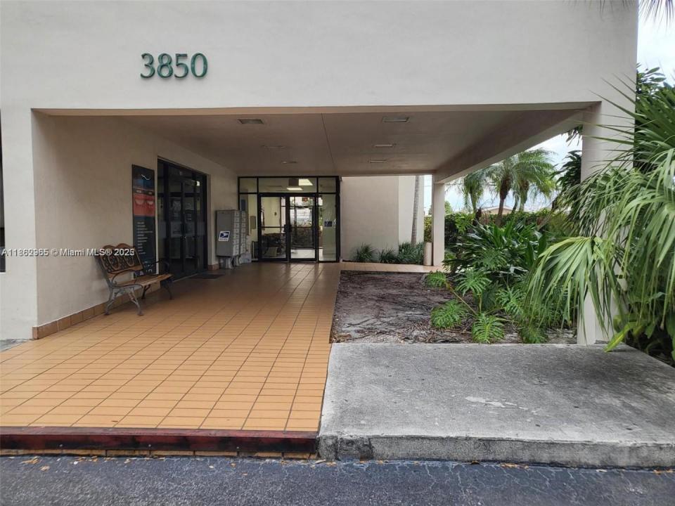 3850 SW 87th Ave 205, Miami, 佛羅里達州 33165, 美國