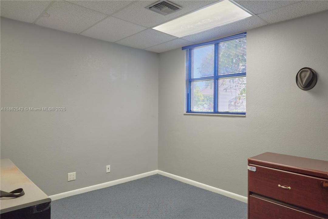 6800 W Commercial Blvd 5, Lauderhill, Flórida 33319, Estados Unidos
