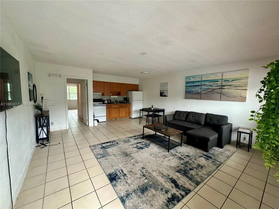 3100 NE 9th St 1, Fort Lauderdale, Florida 33304