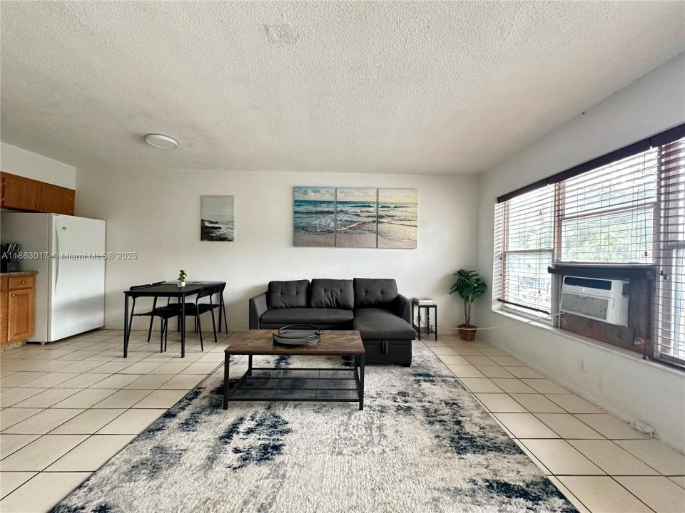 3100 NE 9th St 1, Fort Lauderdale, Florida 33304