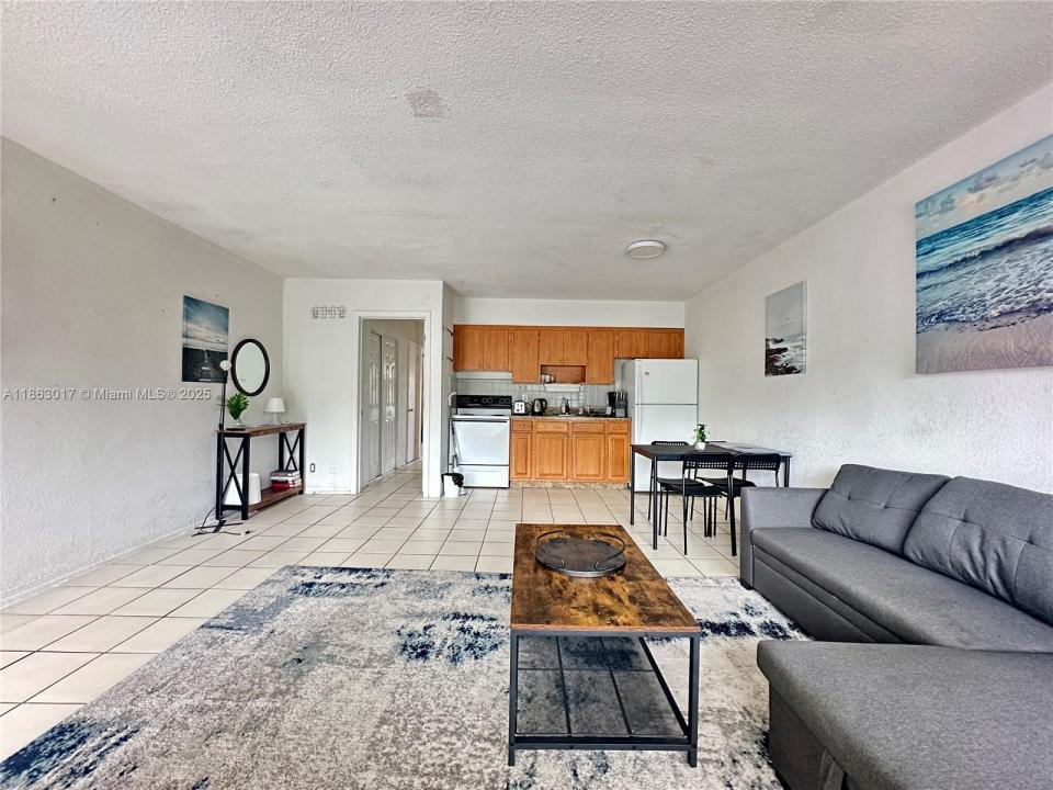 3100 NE 9th St 1, Fort Lauderdale, Florida 33304