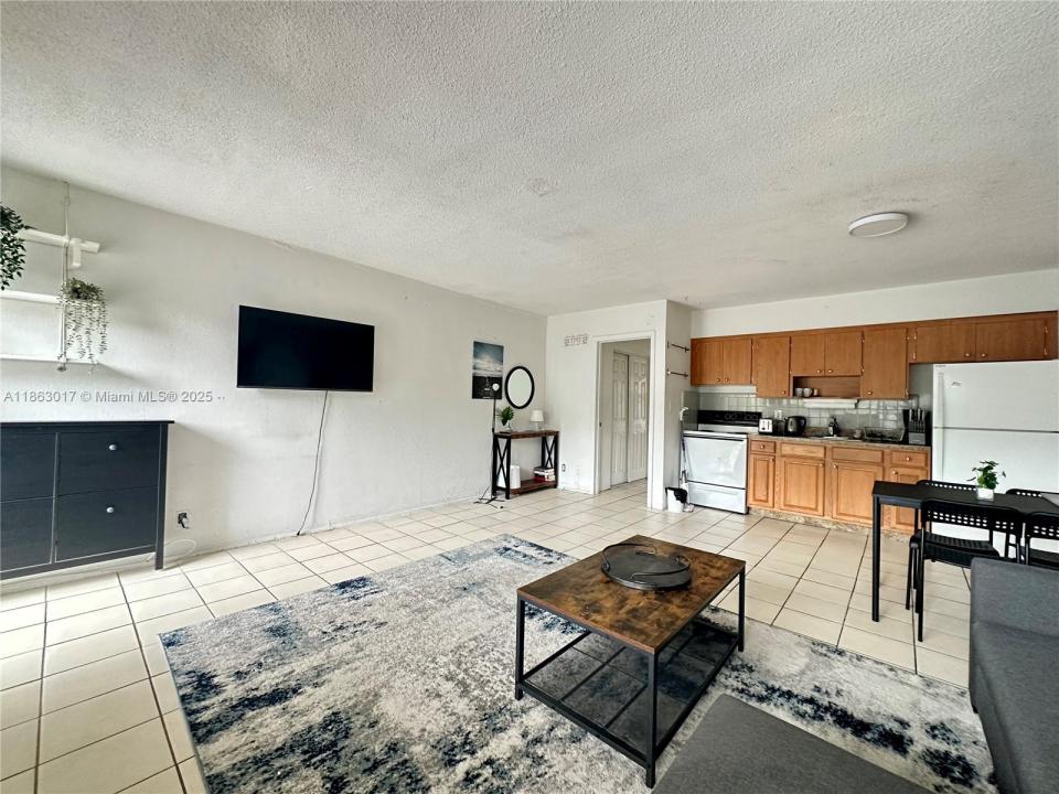 3100 NE 9th St 1, Fort Lauderdale, Florida 33304