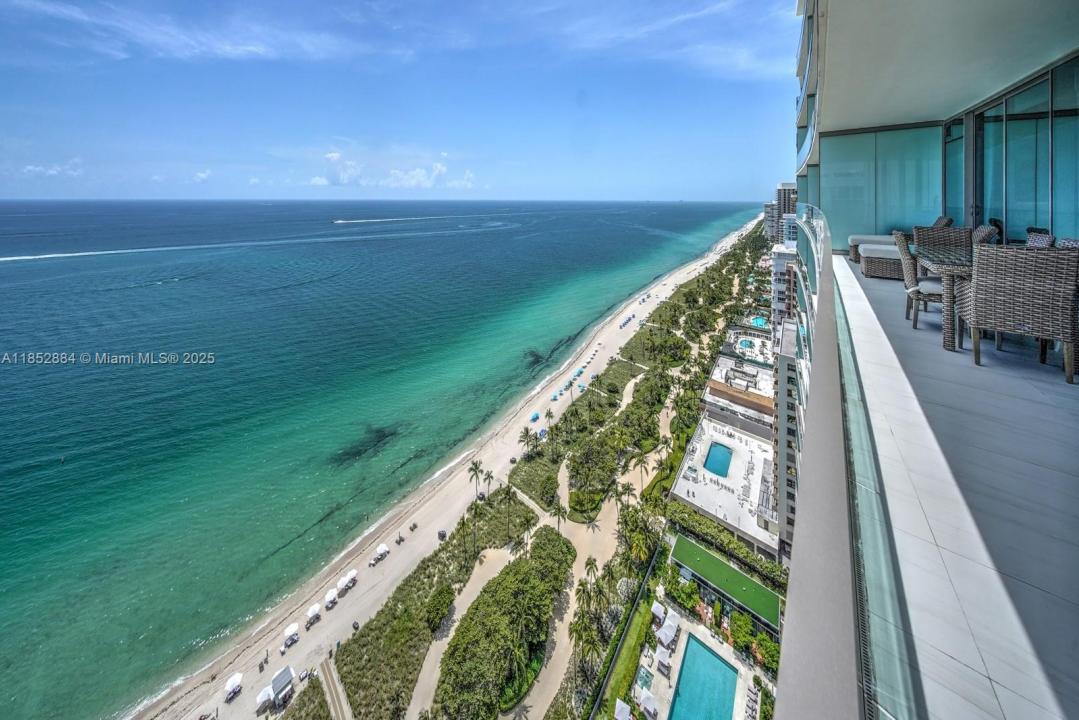 10203 Collins Ave 2501, Bal Harbour, Flórida 33154, Estados Unidos