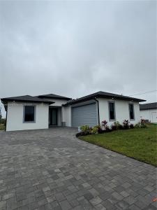 3107 9 TH ST SW, Lehigh Acres, Florida 33976, USA