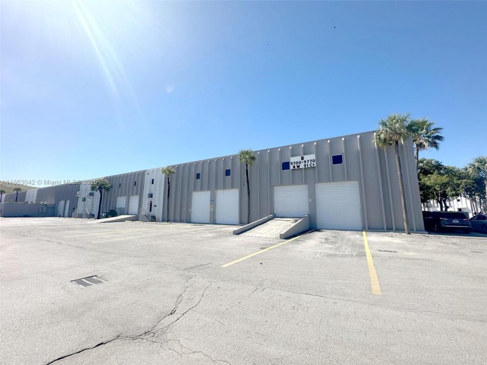 Medley, Florida 33176, USA