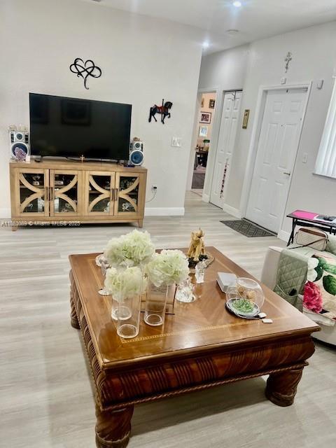 364 NE 25th Pl 103, Homestead, Florida 33033, Estados Unidos